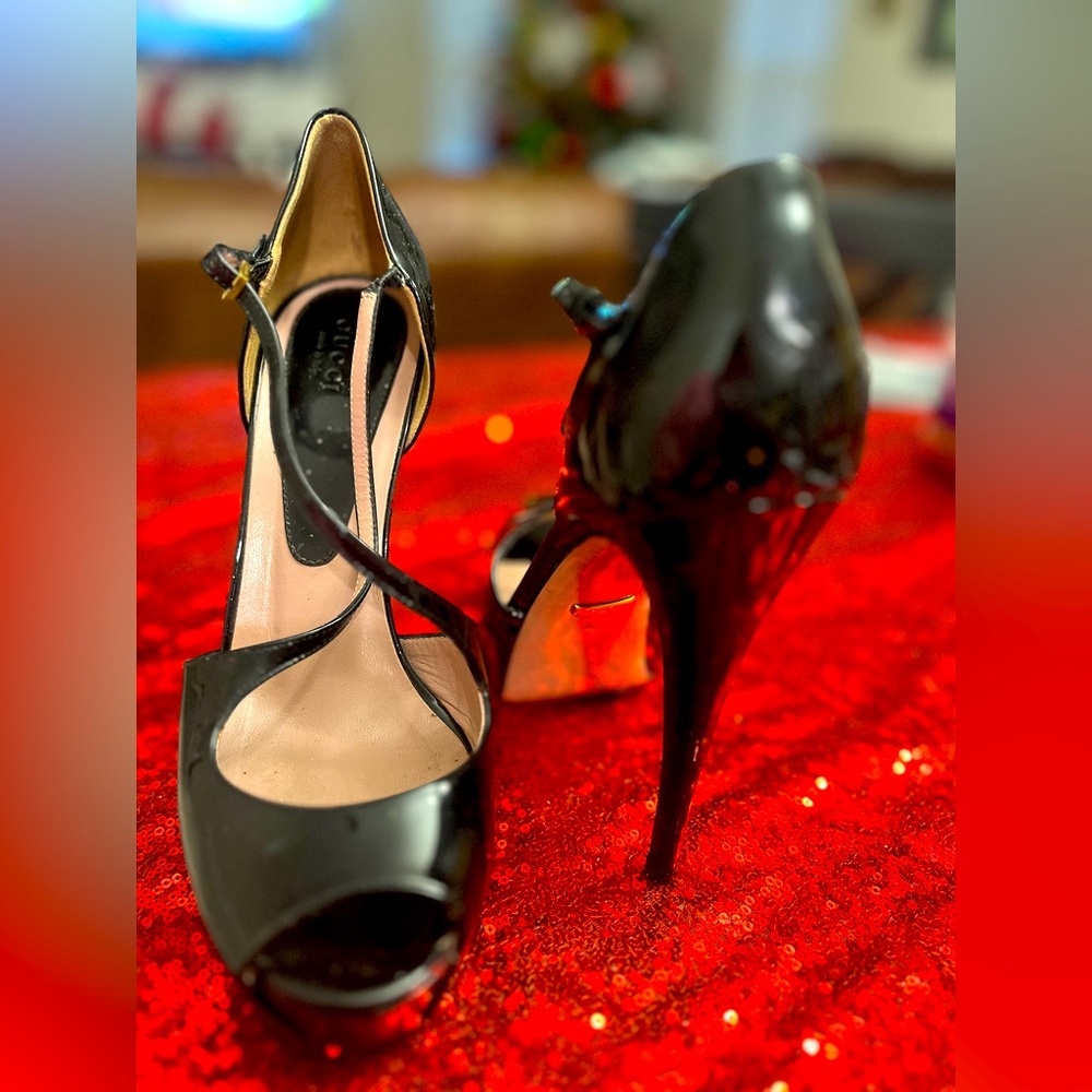 Gucci heels